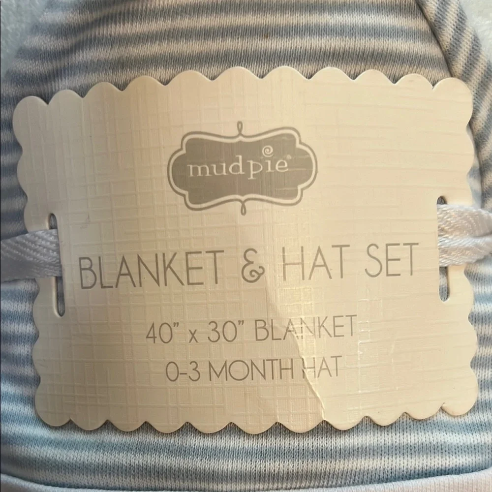 Mud Pie | Blue and White Baby Blanket & Hat Set - Picture 2 of 3